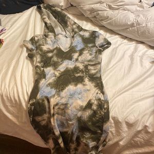 Dress With a Hood but short sleeves